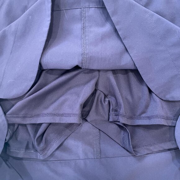 Tennis or golf skirt with built in shorts and zipper front pockets  Size S - Picture 5 of 5